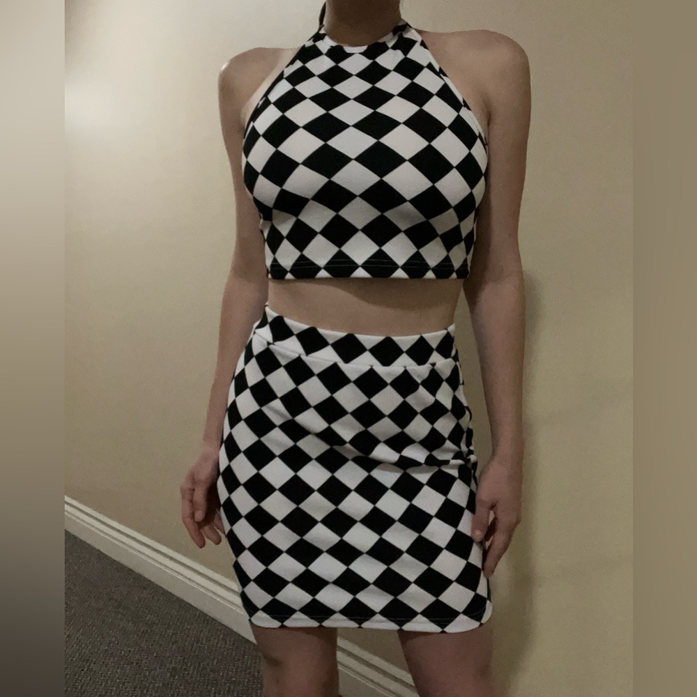 Argoyle/ Checkered Print Tie Halter Top & Skirt Set